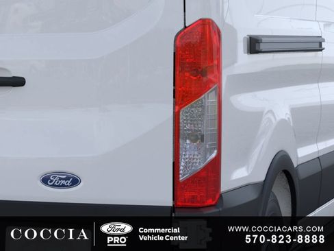 New 2026 Ford Transit 250 148 Medium Roof RWD image 21