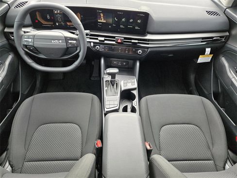 New 2026 Kia Sportage LX image 18