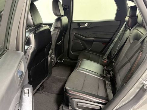 Used 2025 Ford Escape ST-Line Select AWD/4WD image 23