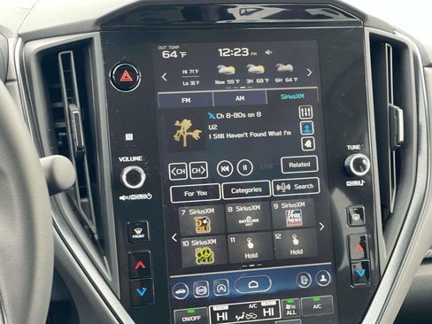 Used 2025 Subaru Crosstrek 2.5i Limited w/ Crosstrek Mirror Package image 14