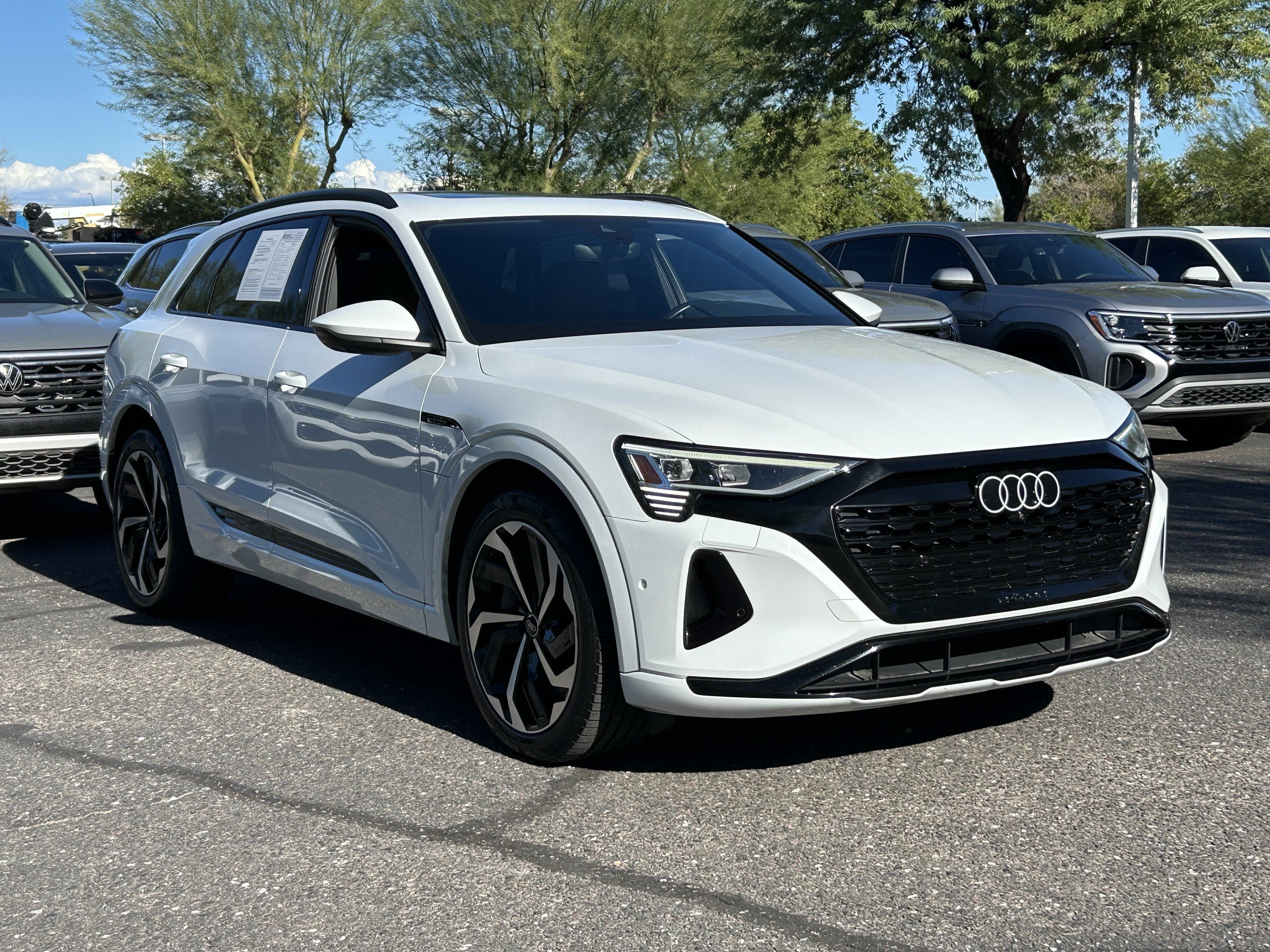 Used 2024 Audi Q8 e-tron Premium Plus w/ Premium Plus Package AWD/4WD image 6