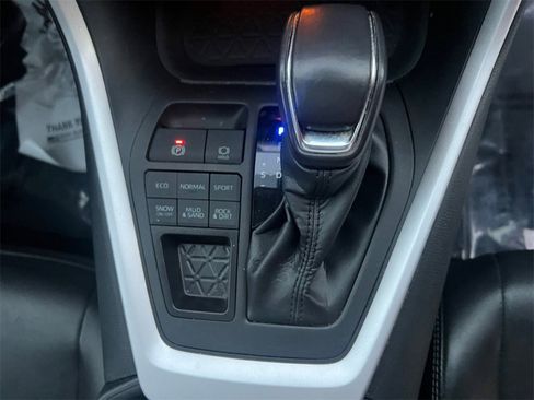 Certified 2023 Toyota RAV4 XLE Premium image 18