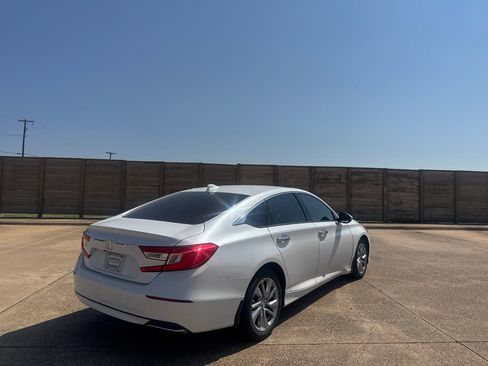 Used 2019 Honda Accord LX image 19