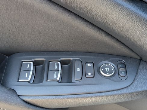 Used 2022 Honda Accord Sport image 18