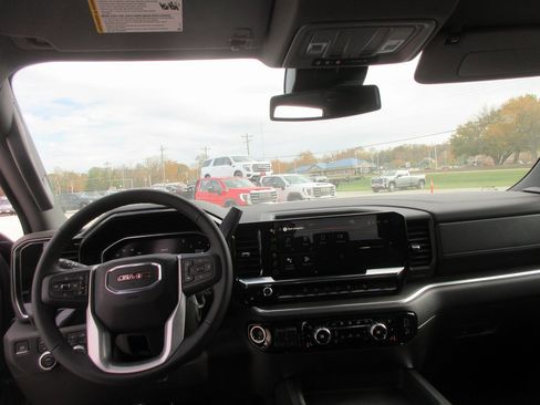 New 2026 GMC Sierra 3500 SLT image 13