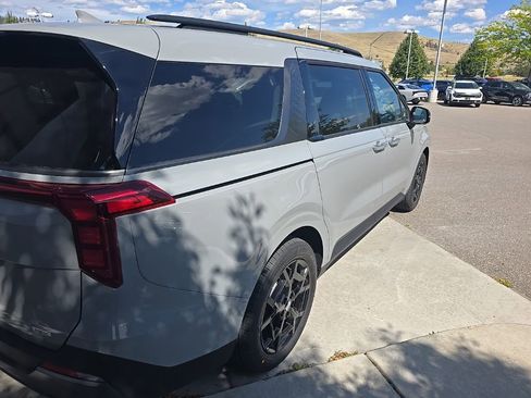 New 2026 Kia Carnival SX w/ SX Dark Edition Package image 6