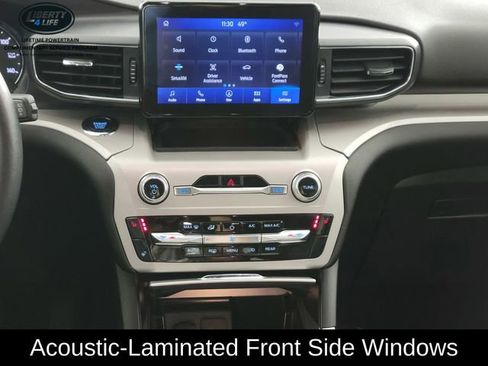 Used 2023 Ford Explorer XLT w/ Equipment Group 202A image 22