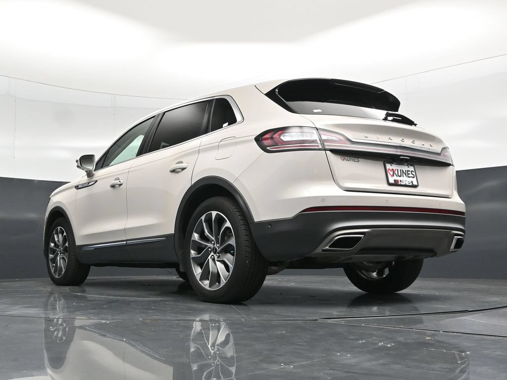 Used 2022 Lincoln Nautilus Reserve w/ Equipment Group 201A FWD image 61