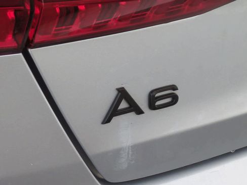 Used 2025 Audi A6 Premium Plus image 13