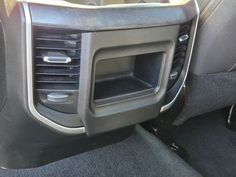 Used 2024 RAM 3500 Big Horn w/ Night Edition AWD/4WD image 16