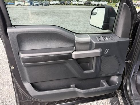 Used 2015 Ford F150 XLT w/ Equipment Group 302A Luxury AWD/4WD image 11