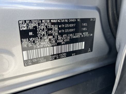 Used 2023 Toyota RAV4 XLE FWD image 36