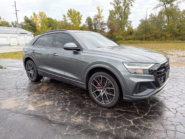 Used 2019 Audi Q8 Premium Plus w/ Premium Plus AWD/4WD image 14