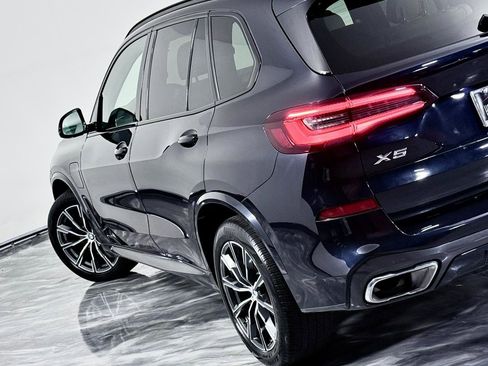 Used 2021 BMW X5 xDrive45e w/ M Sport Package AWD/4WD image 12