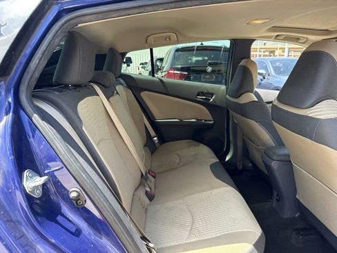 Used 2016 Toyota Prius Three w/ Advanced Technology Package FWD image 31