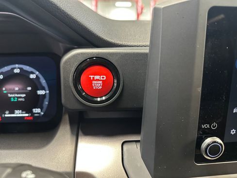 New 2026 Toyota Tacoma TRD Off-Road AWD/4WD image 27