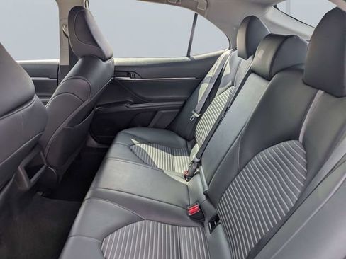 Used 2024 Toyota Camry SE FWD image 12