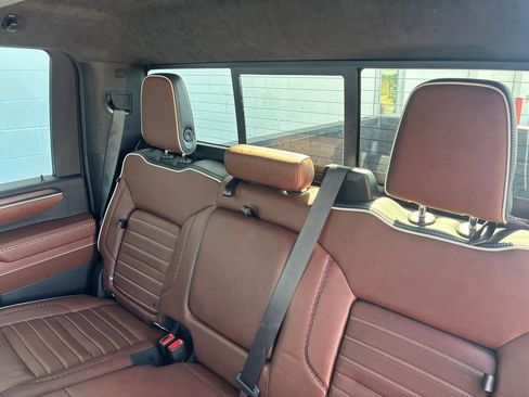 Used 2024 GMC Sierra 2500 Denali Ultimate AWD/4WD image 16