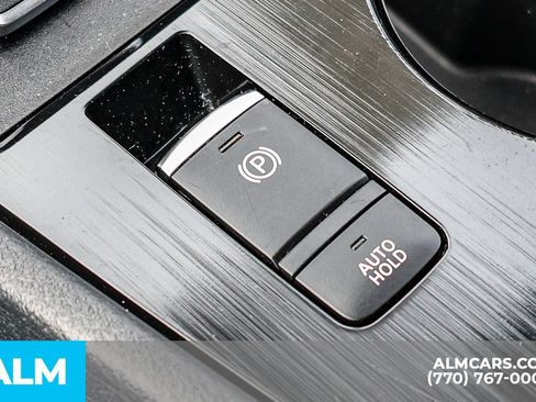 Used 2024 Nissan Rogue SV AWD/4WD image 43