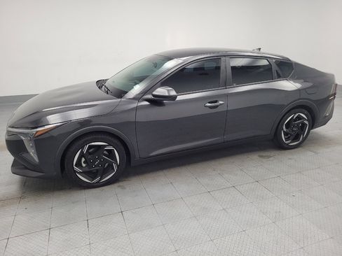 Used 2025 Kia K4 EX FWD image 2
