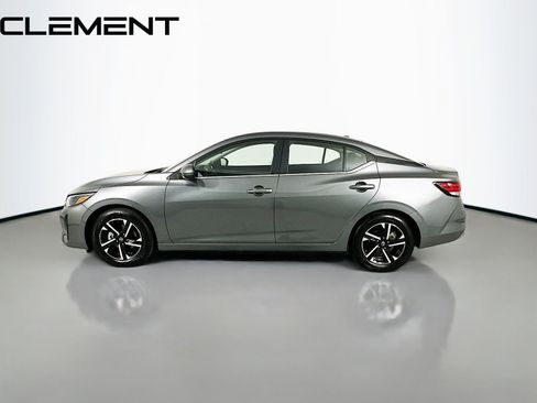 Used 2025 Nissan Sentra SV FWD image 6