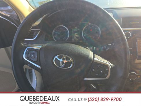 Used 2015 Toyota Camry XLE image 10
