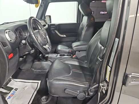 Used 2017 Jeep Wrangler Unlimited Rubicon AWD/4WD image 10
