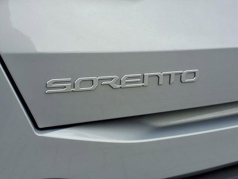 New 2026 Kia Sorento LX FWD image 24