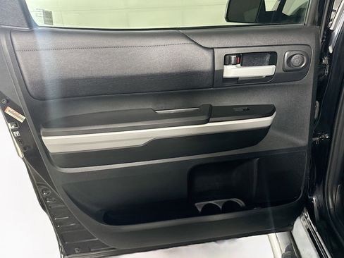 Used 2018 Toyota Tundra SR5 image 24