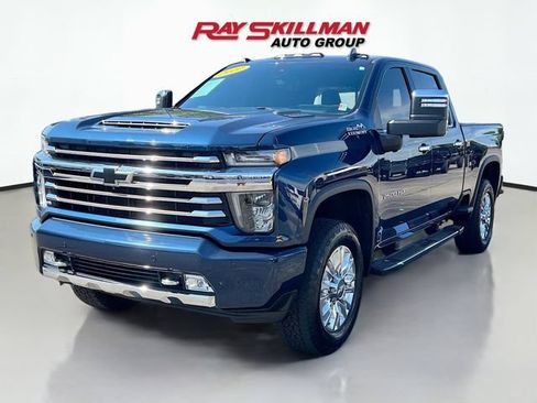Used 2022 Chevrolet Silverado 2500 High Country w/ Z71 Off-Road Package AWD/4WD image 3