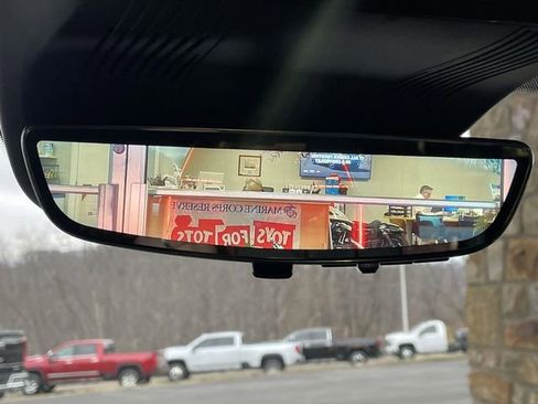 Used 2026 Cadillac Vistiq Sport image 24