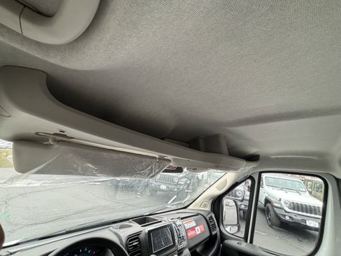 Used 2025 RAM ProMaster 2500 w/ Storage Group image 22