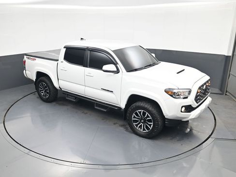 Used 2023 Toyota Tacoma TRD Sport image 26