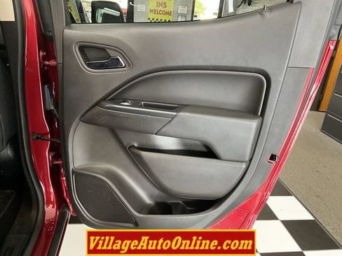 Used 2018 Chevrolet Colorado LT w/ LT Convenience Package AWD/4WD image 31
