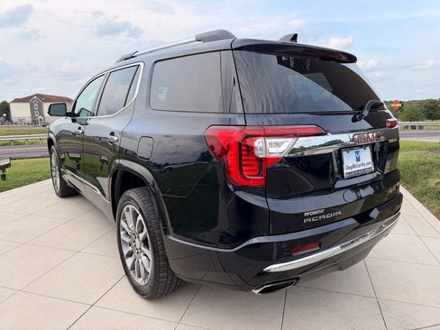 Used 2021 GMC Acadia Denali w/ Denali Technology Package FWD image 7