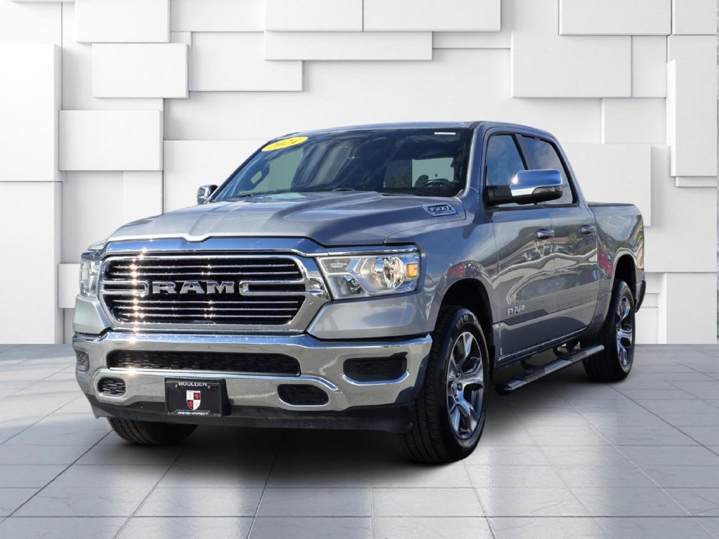 Used 2024 RAM 1500 Laramie AWD/4WD image 3