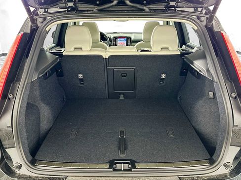 Certified 2025 Volvo XC40 B5 Plus w/ Protection Package Premier image 24