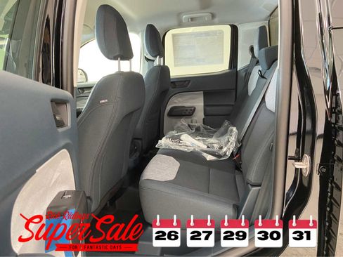 New 2025 Ford Maverick XLT w/ XLT Luxury Package image 13