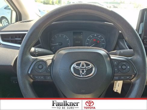 Certified 2025 Toyota Corolla LE FWD image 19