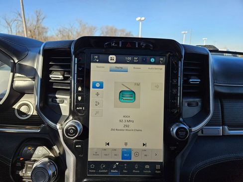 Used 2023 RAM 1500 Limited image 15