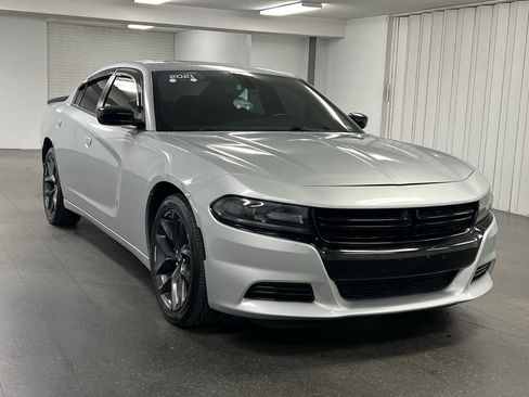 Used 2021 Dodge Charger SXT w/ Blacktop Package image 76