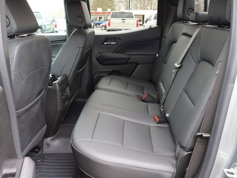 Used 2024 Chevrolet Colorado LT w/ LT Convenience Package III image 21