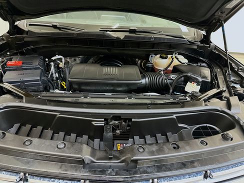 Used 2024 Chevrolet Tahoe Premier image 36