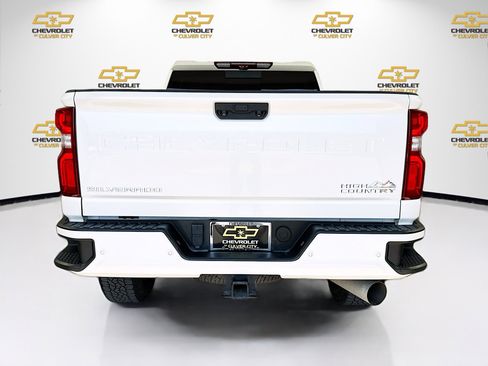 Used 2023 Chevrolet Silverado 3500 High Country AWD/4WD image 6