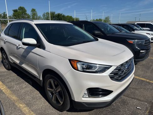 Used 2019 Ford Edge SEL w/ Equipment Group 201A AWD/4WD image 24