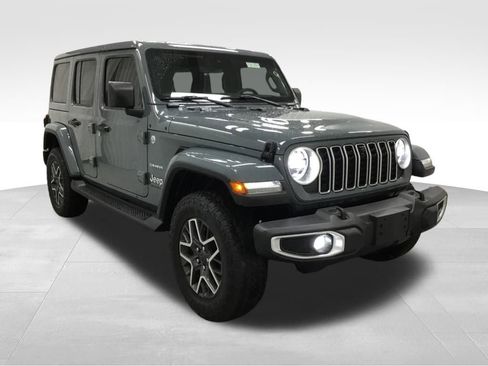 Used 2024 Jeep Wrangler Sahara w/ Technology Group image 3