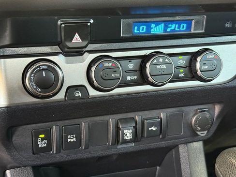 Certified 2021 Toyota Tacoma SR5 w/ Technology Package image 26