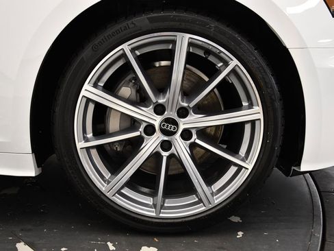 Certified 2025 Audi A5 2.0T Premium Plus image 17