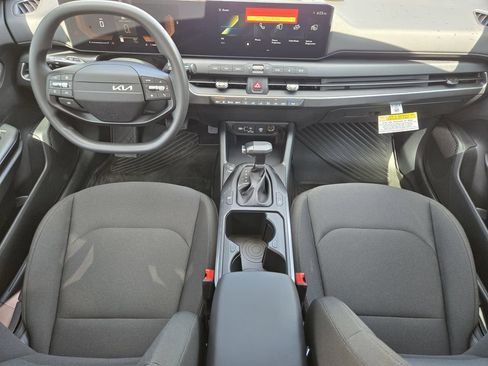 New 2026 Kia K4 FWD image 20
