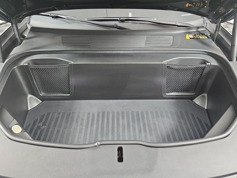 Used 2025 Rivian R1T Adventure AWD/4WD image 14